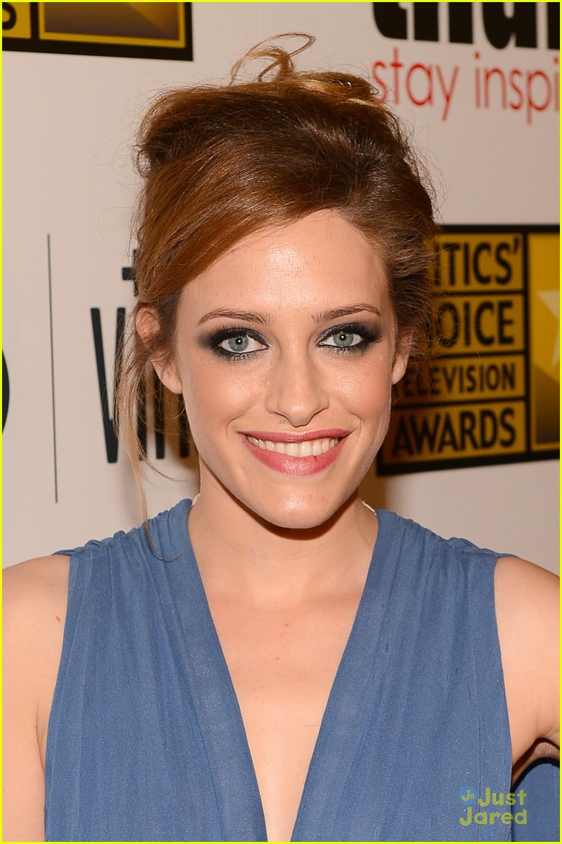 carly-chaikin-parents