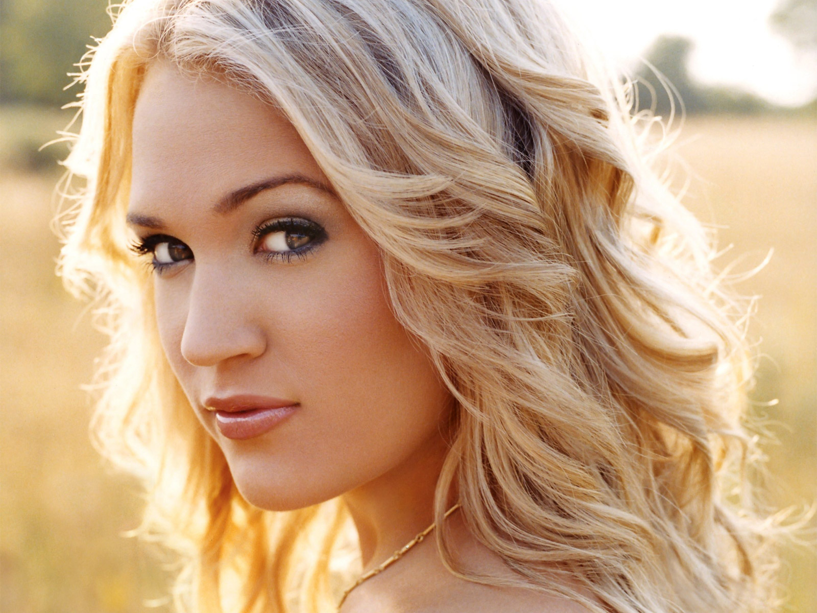 carrie-underwood-young