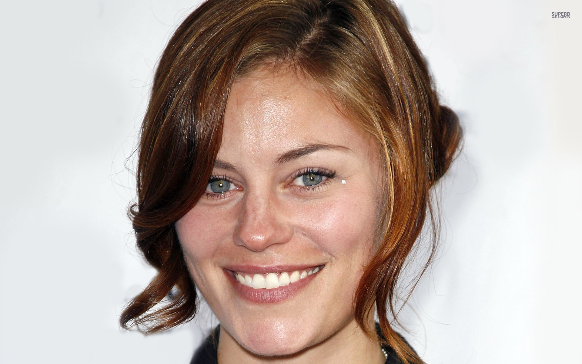 cassidy-freeman-wallpapers