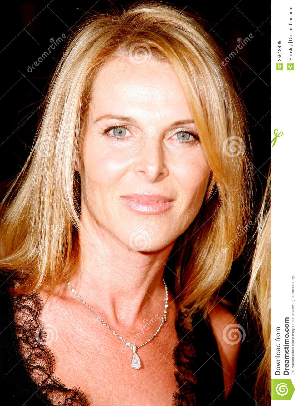 catherine-oxenberg-news