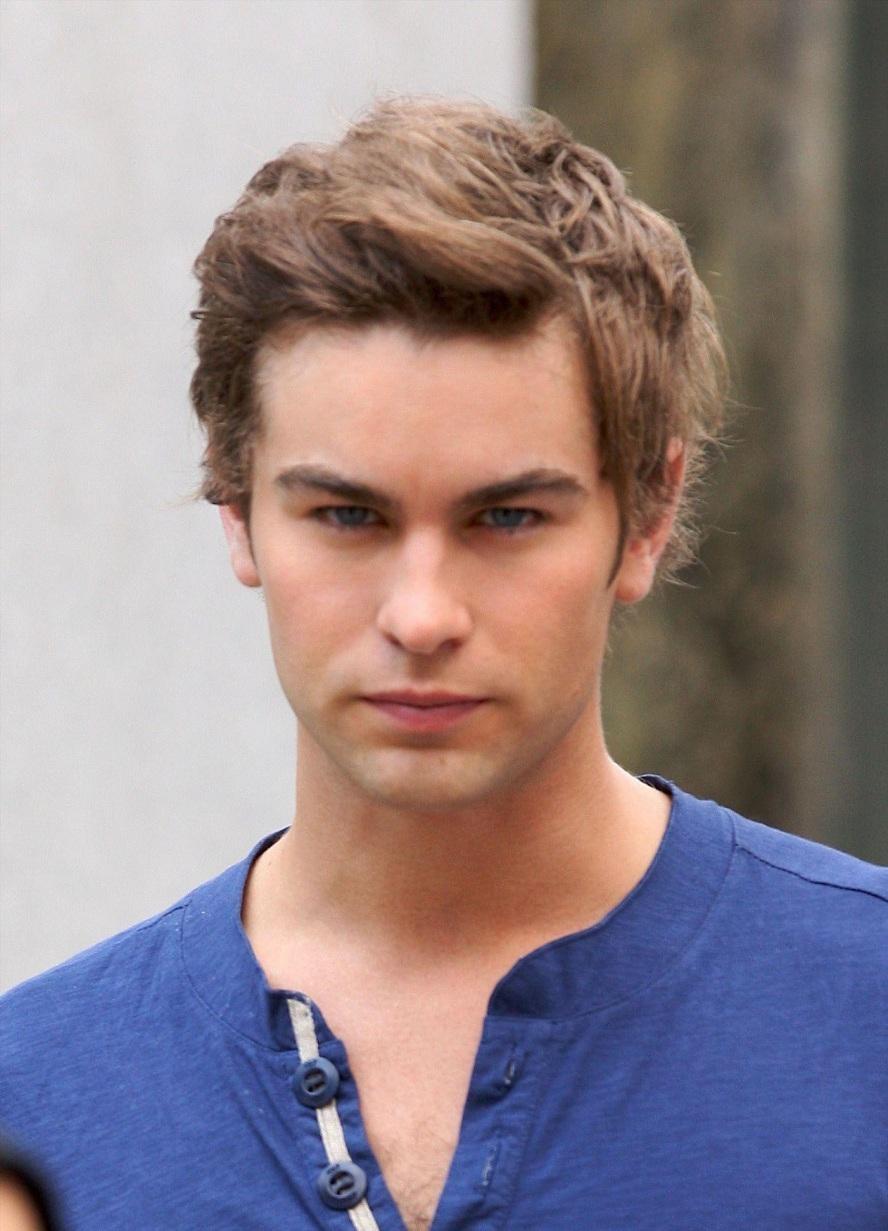 chace-crawford-summertime