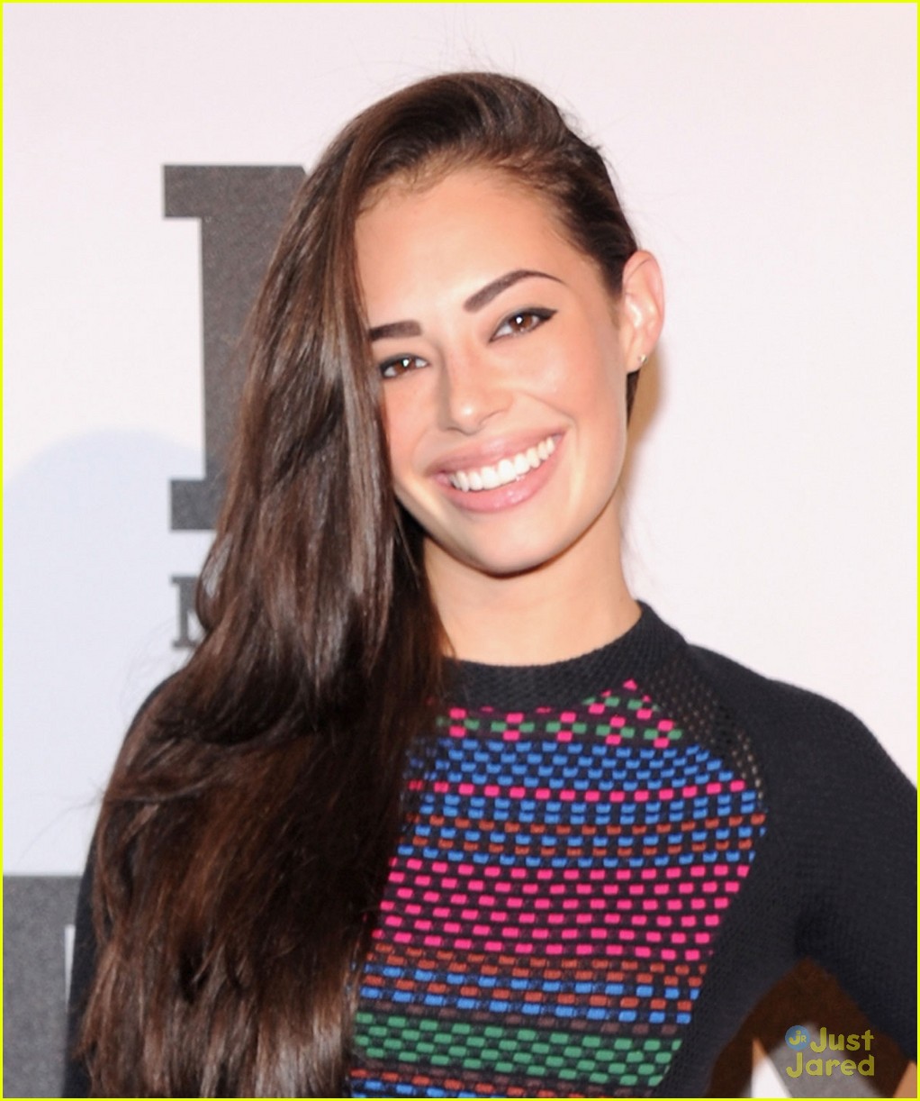 chloe-bridges-images