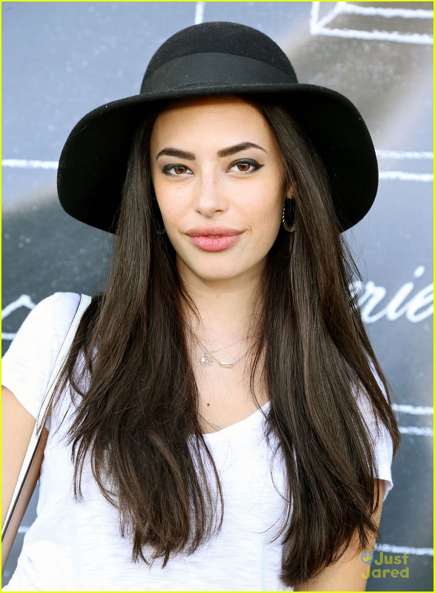 chloe-bridges-kids