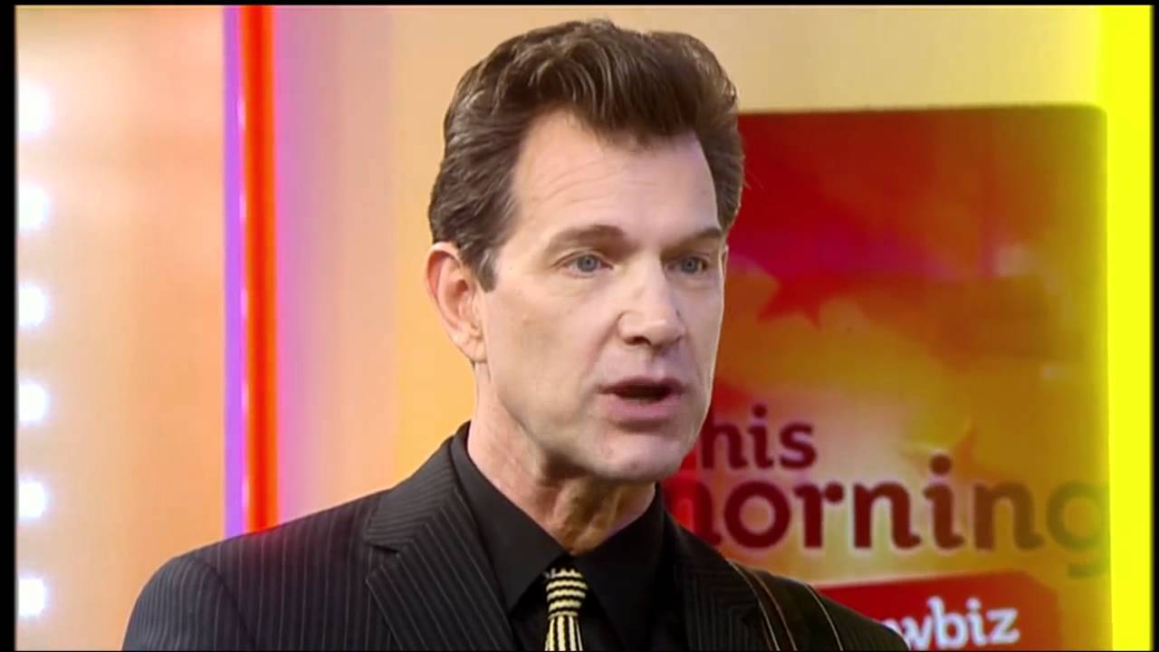 chris-isaak-pictures