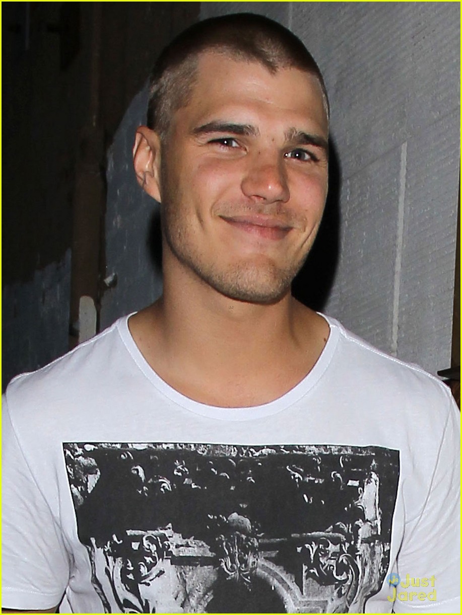 chris-zylka-2015