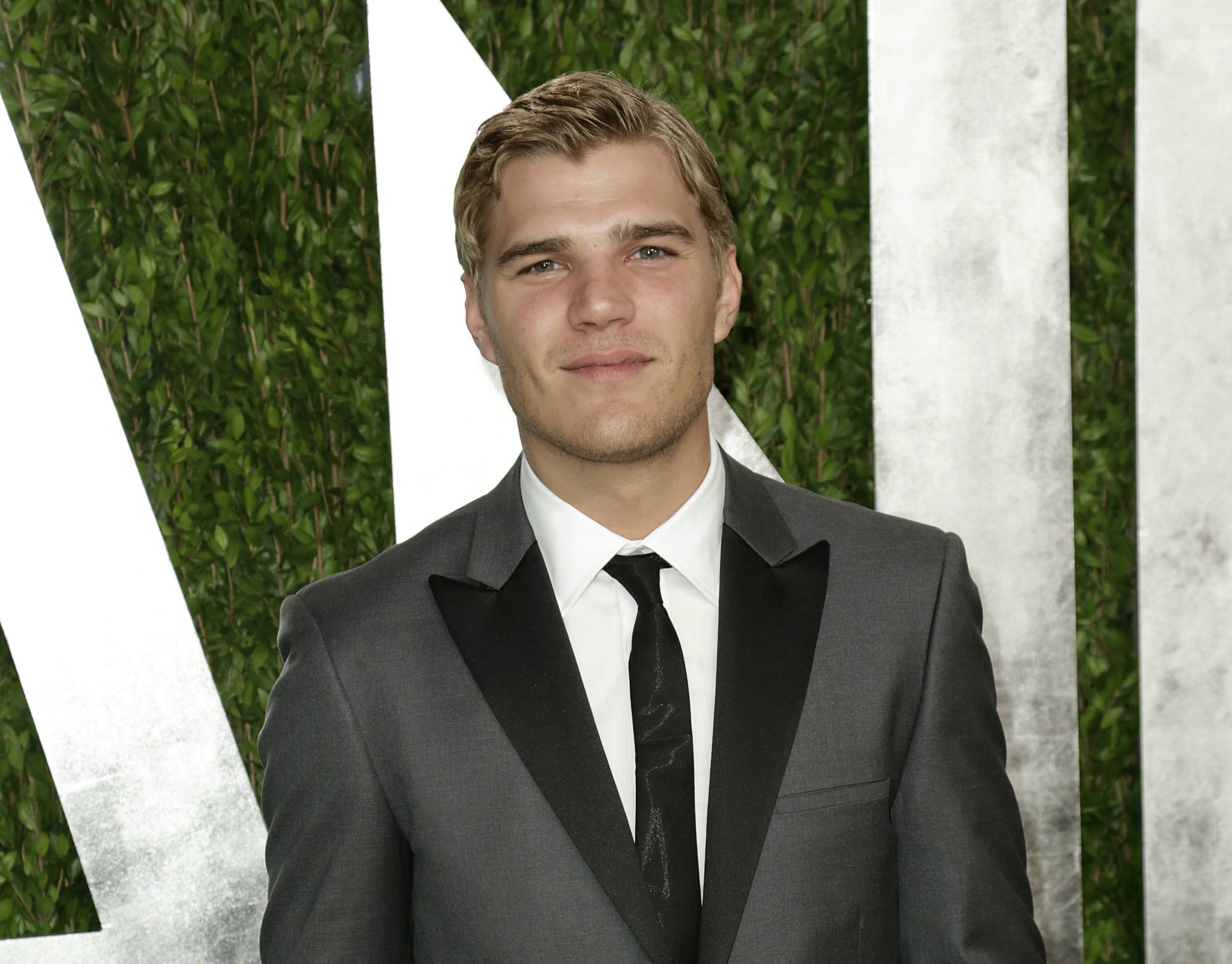 pictures-of-chris-zylka