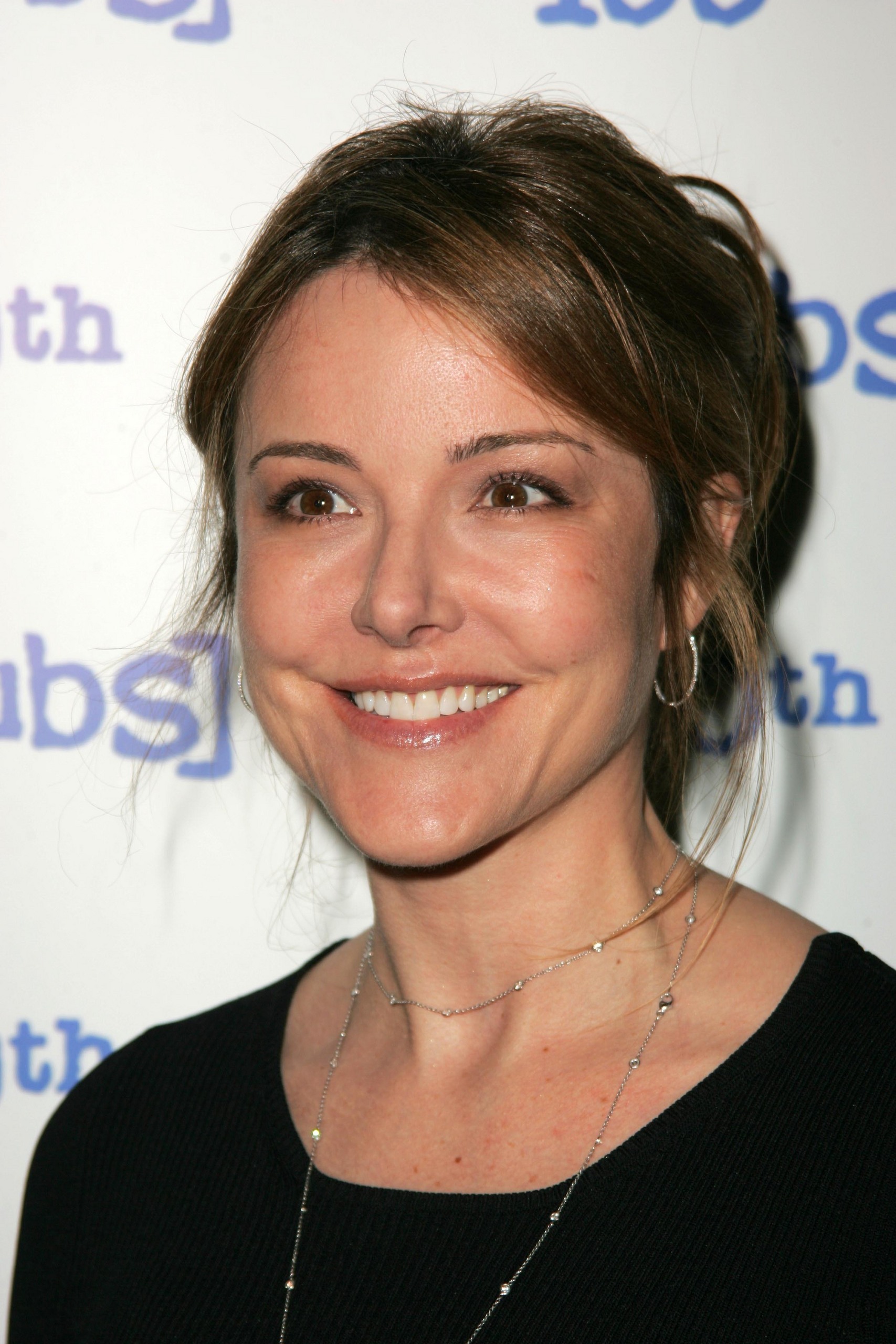 best-pictures-of-christa-miller