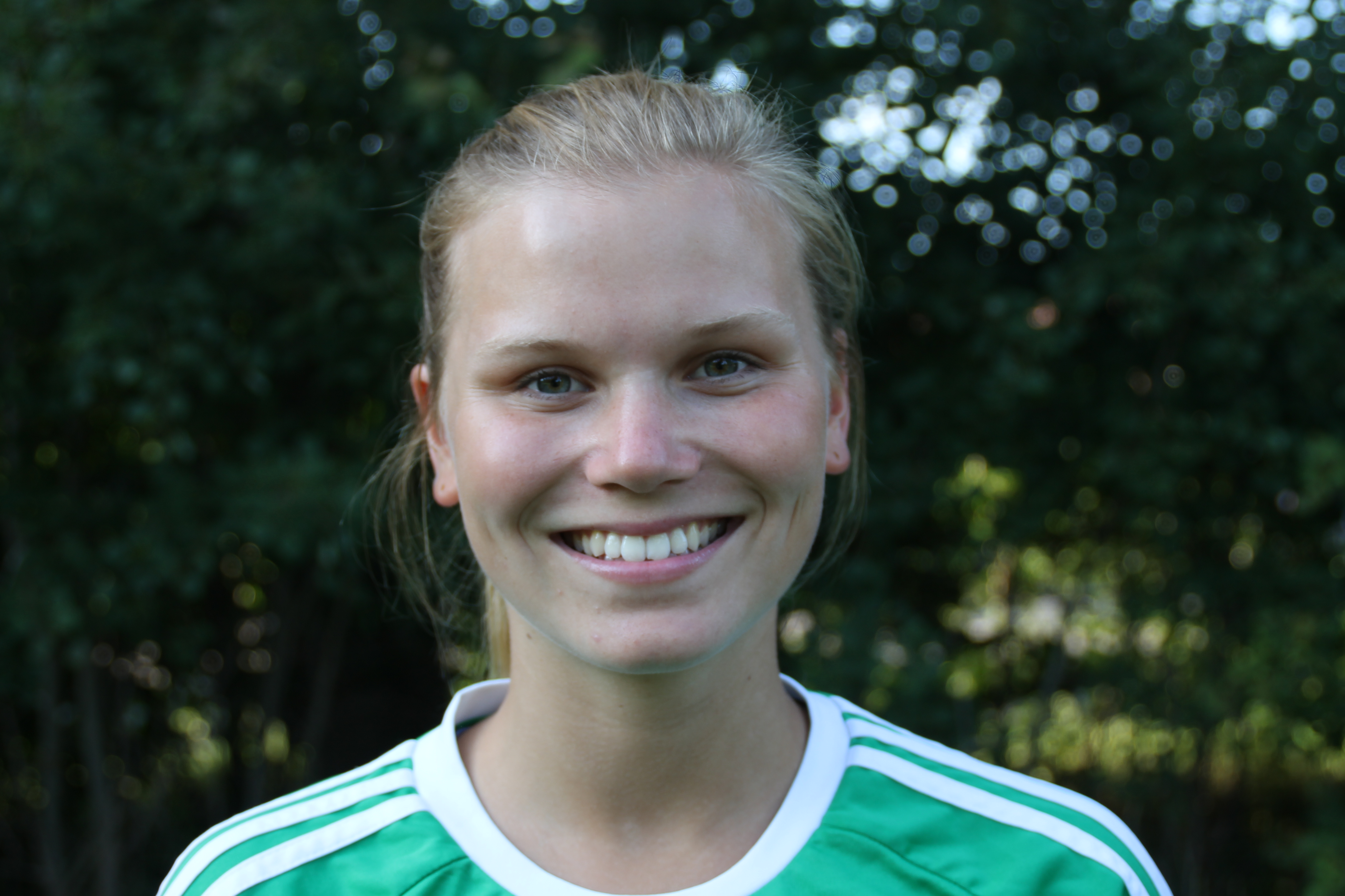 claire-engler-party