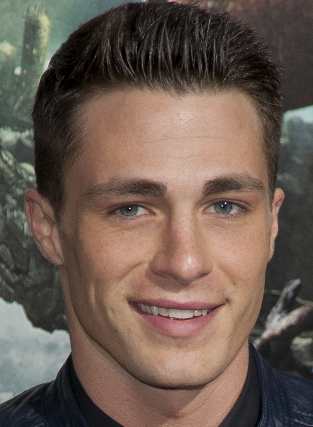 colton-haynes-wallpaper