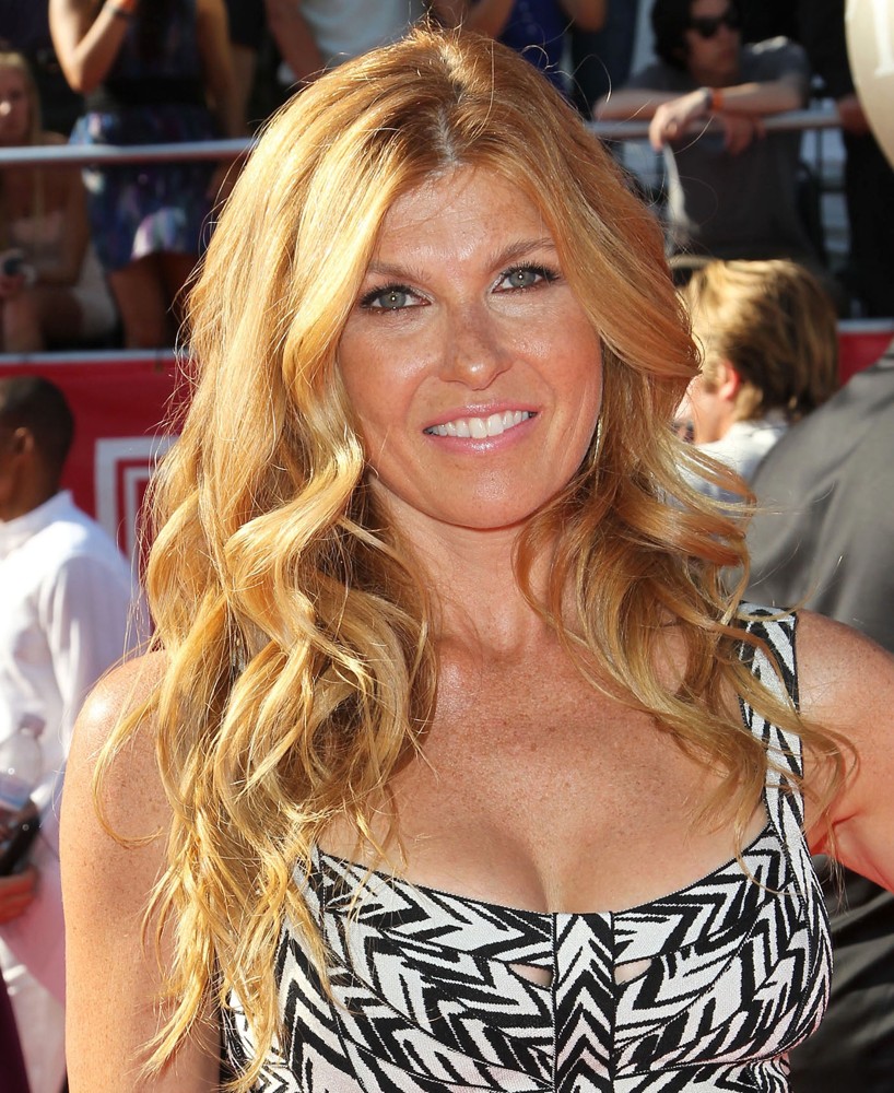 connie-britton-photos