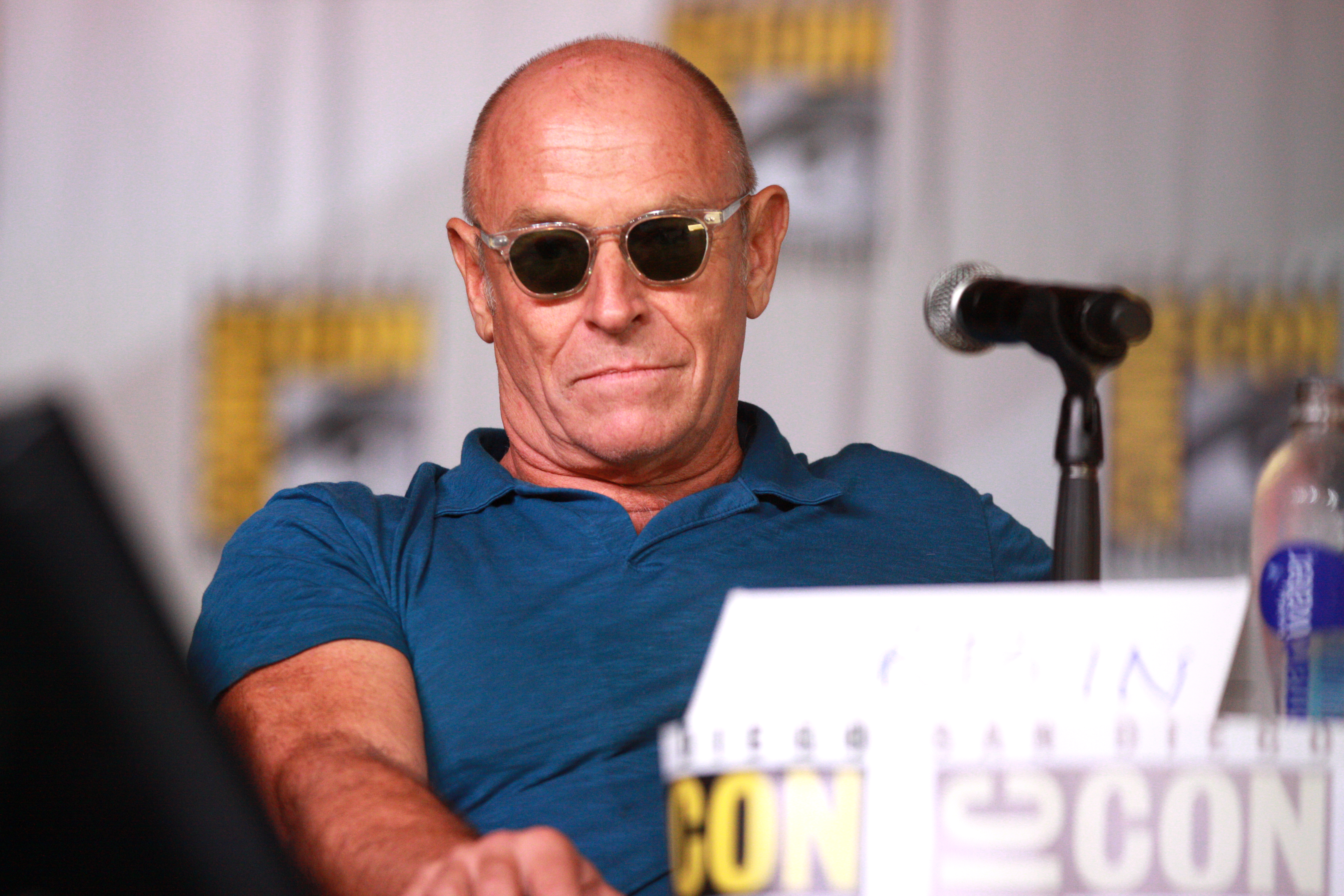 corbin-bernsen-wallpaper