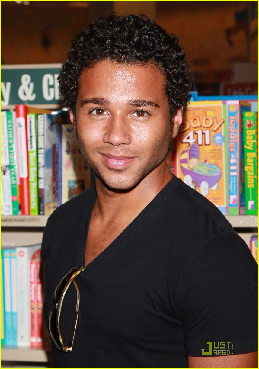 corbin-bleu-wedding