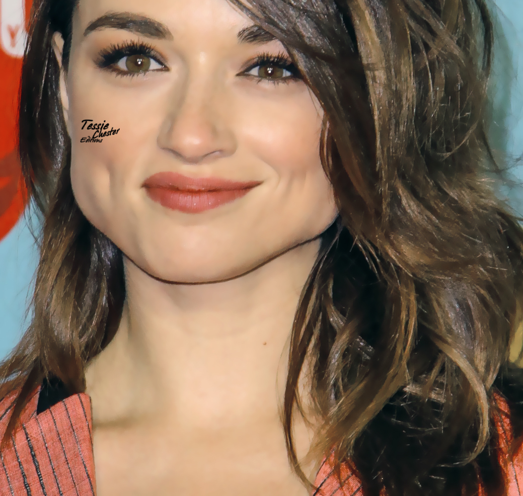 crystal-reed-wallpaper