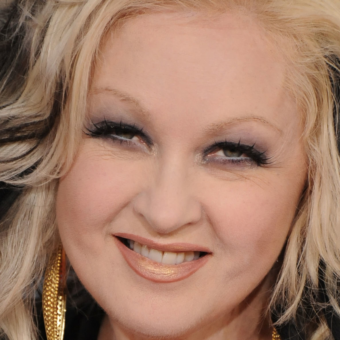 cyndi-lauper-net-worth