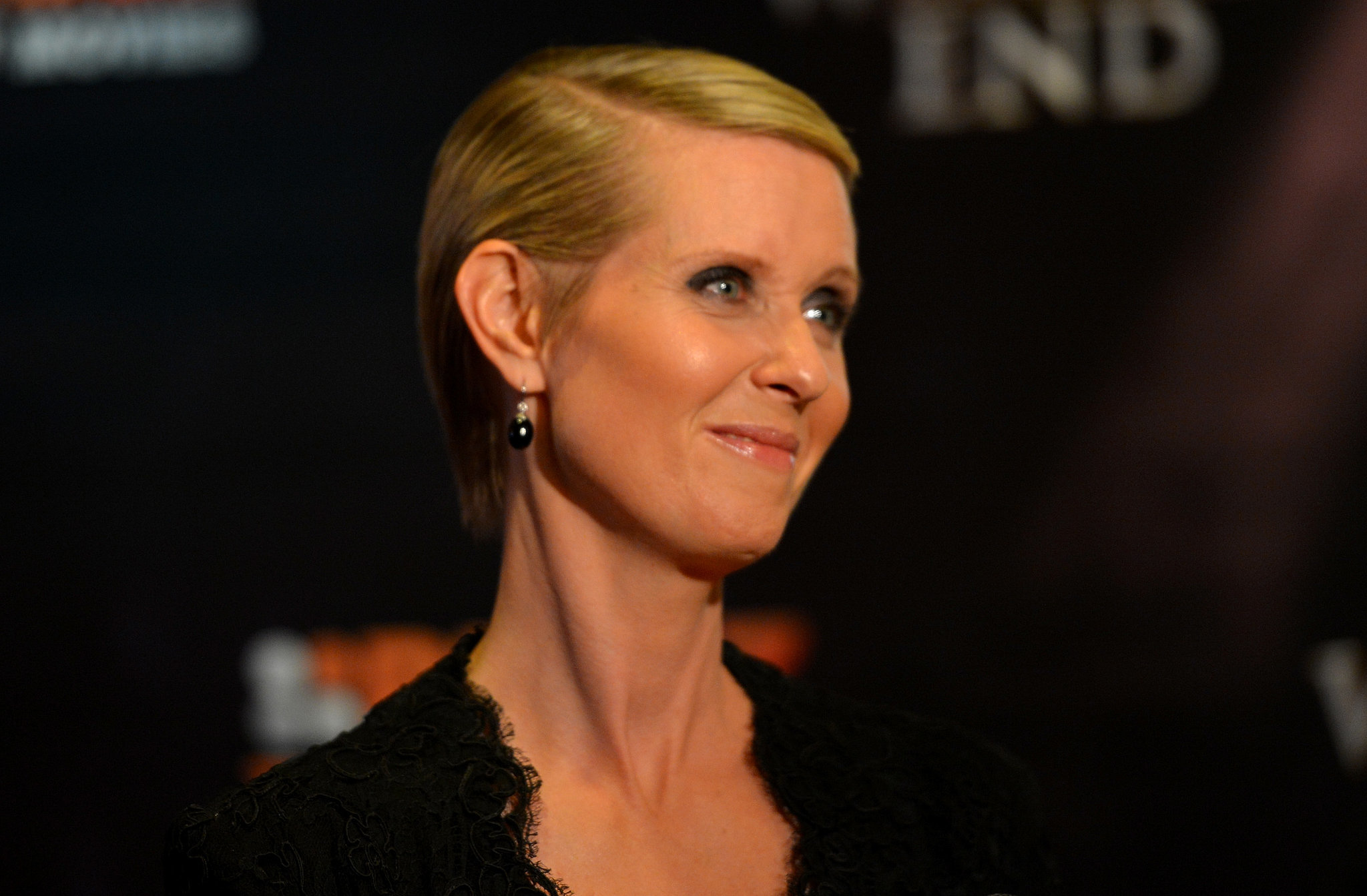 cynthia-nixon-hd-wallpaper