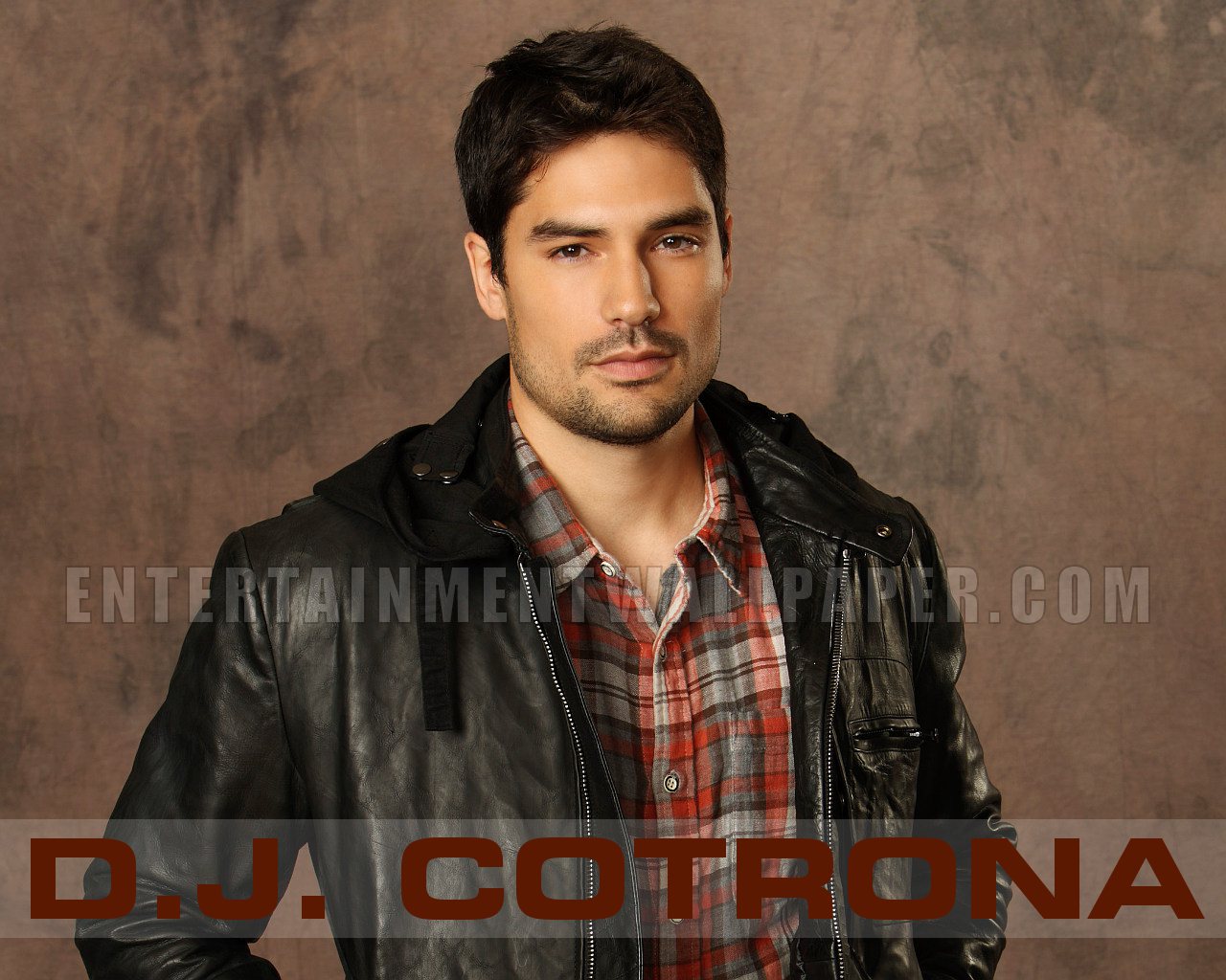 d-j-cotrona-2016