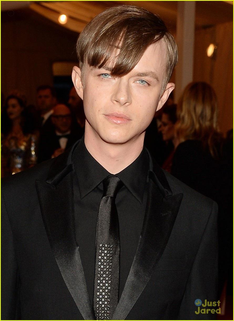 dane-dehaan-scandal