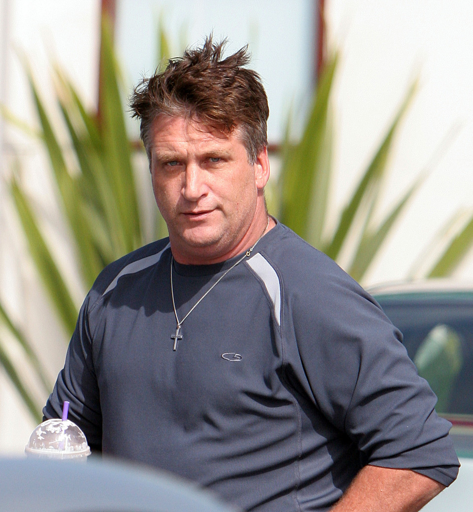 best-pictures-of-daniel-baldwin