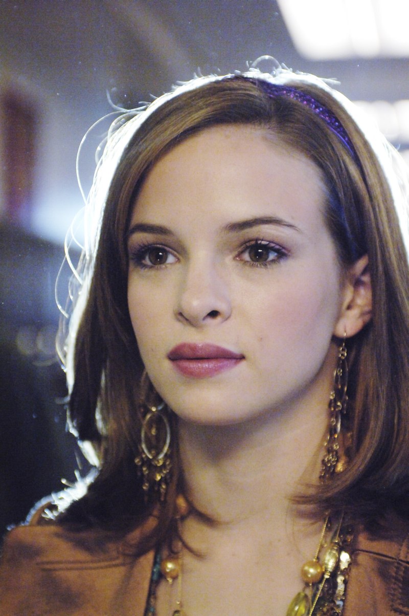 danielle-panabaker-gossip