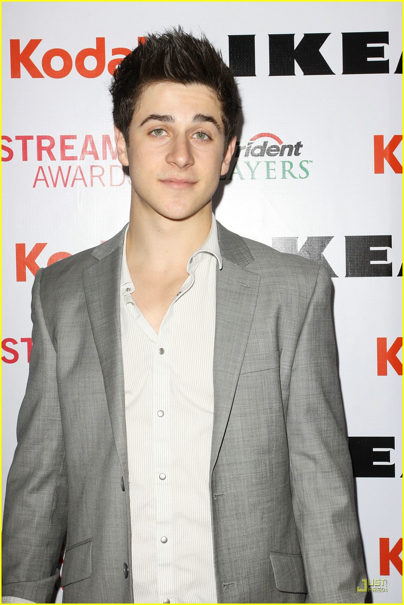 david-henrie-summertime