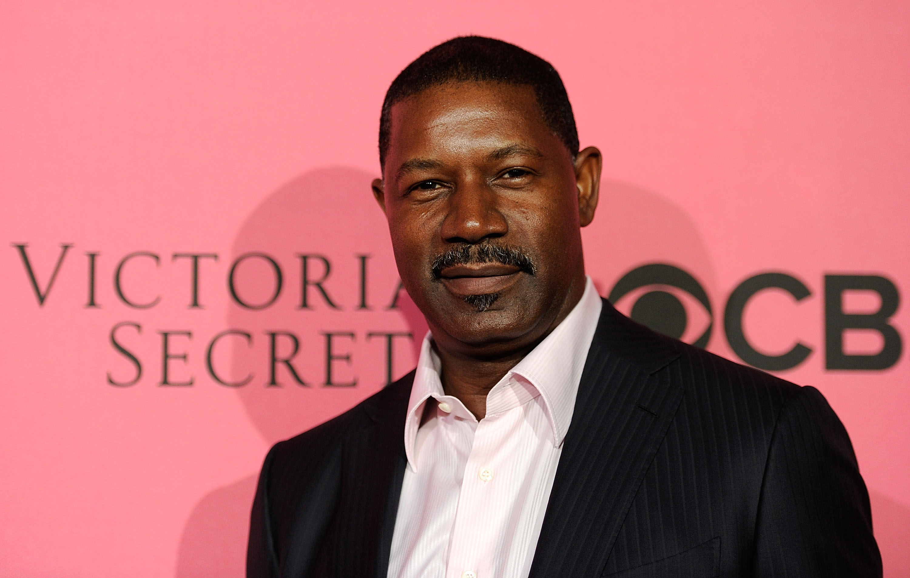 dennis-haysbert-hd-wallpaper