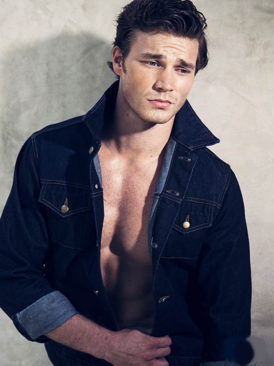 derek-theler-gossip