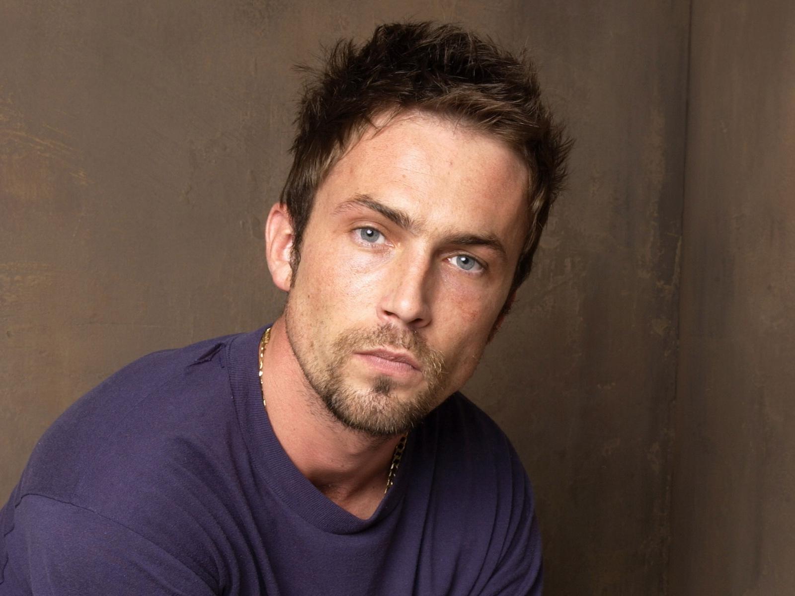 desmond-harrington-quotes