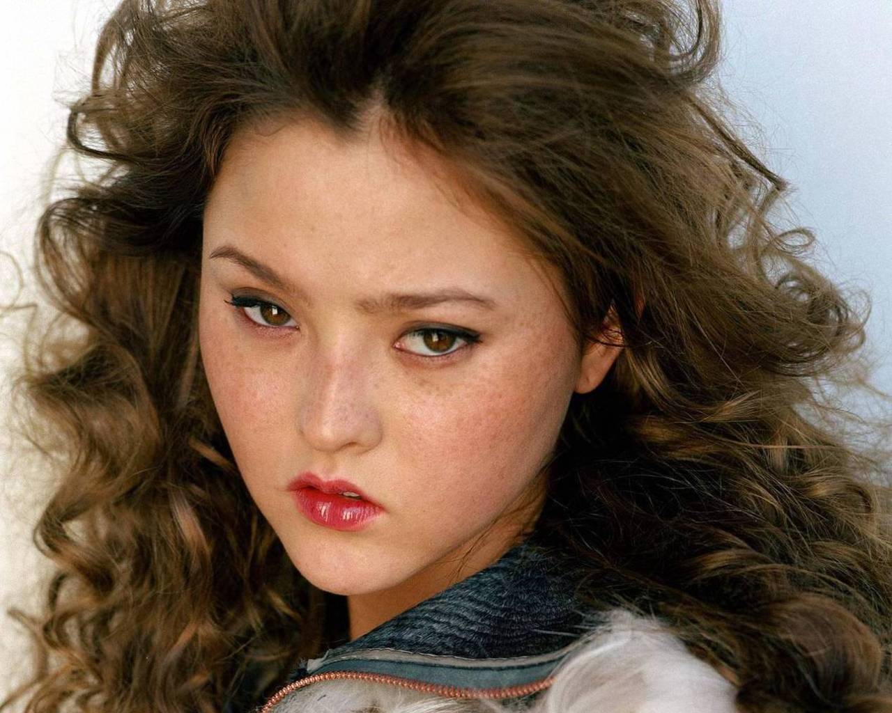 devon-aoki-house