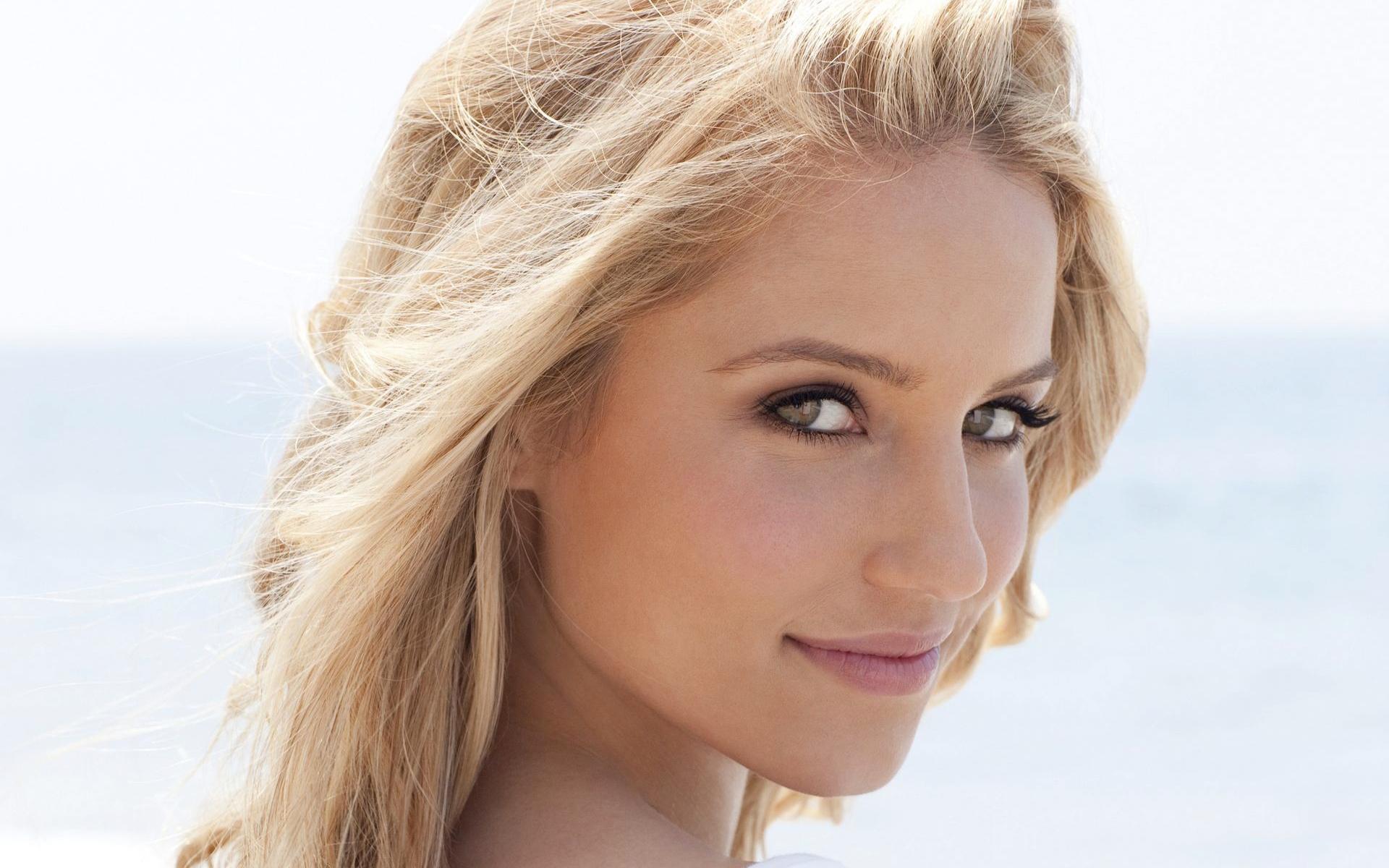 dianna-agron-wallpapers