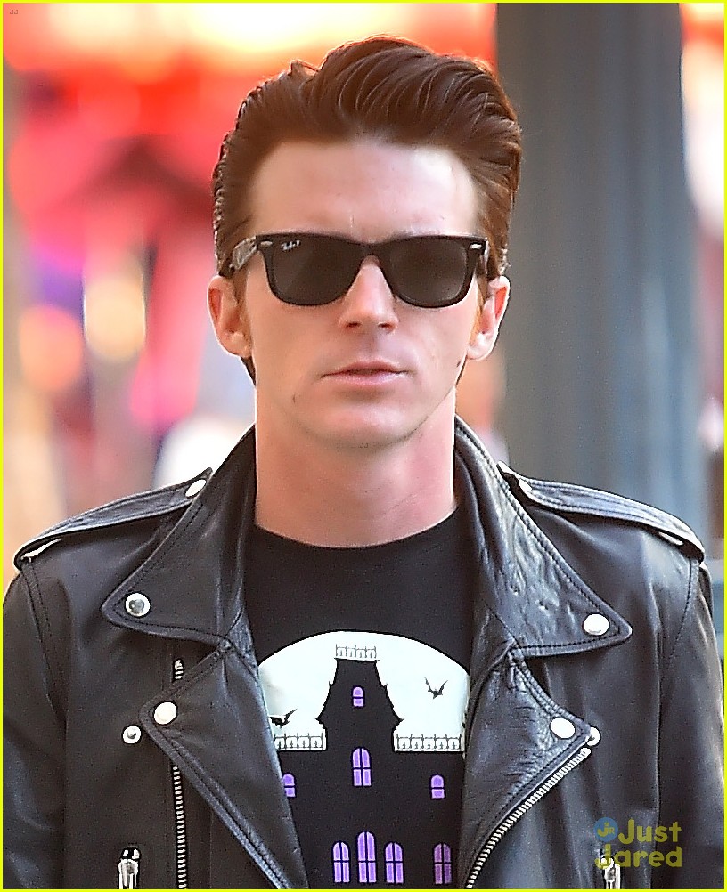 drake-bell-family