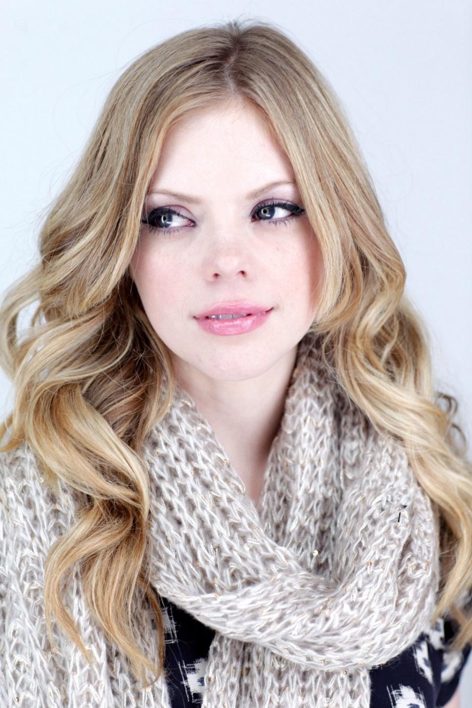 dreama-walker-2015