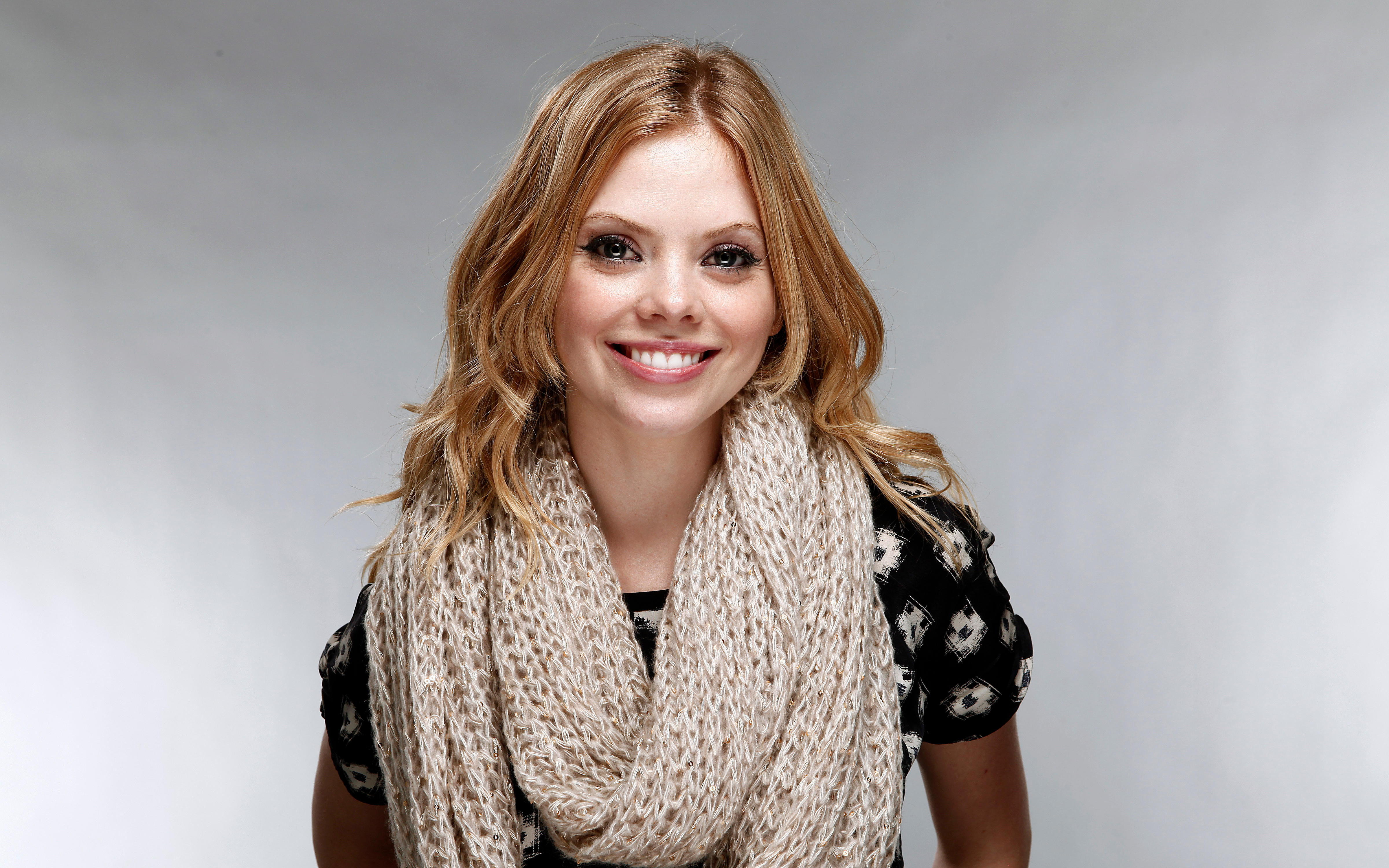 dreama-walker-photos