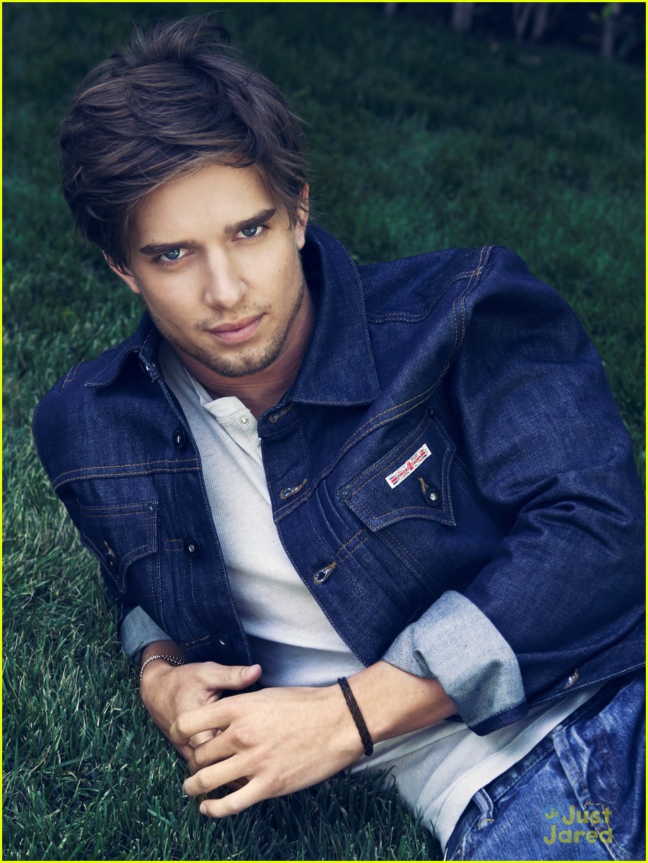 drew-van-acker-hd-wallpaper