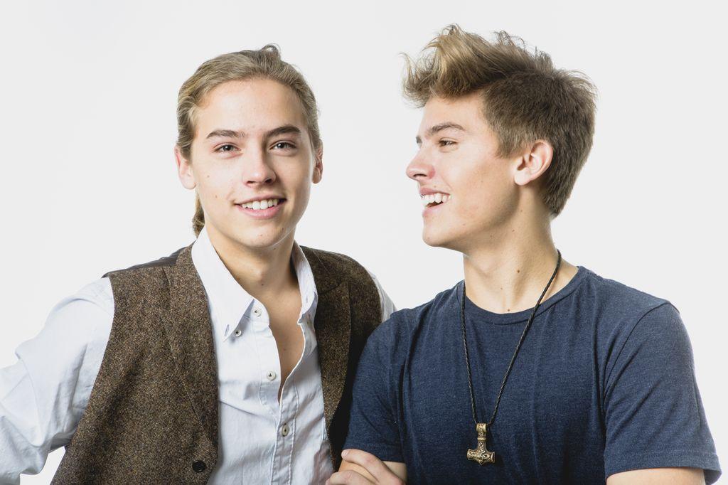 dylan-and-cole-sprouse-images