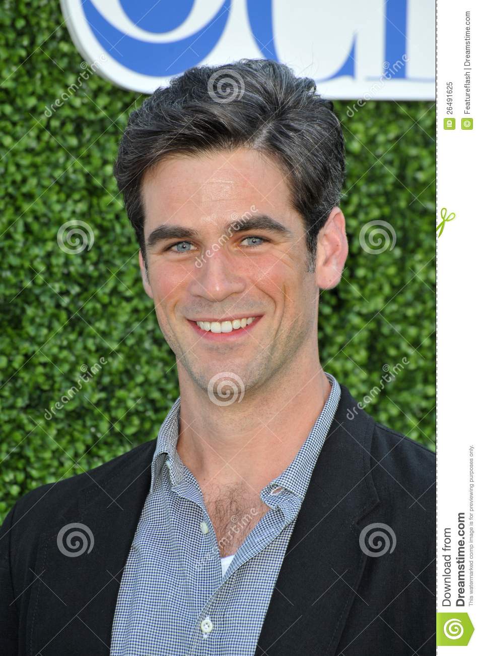 best-pictures-of-eddie-cahill