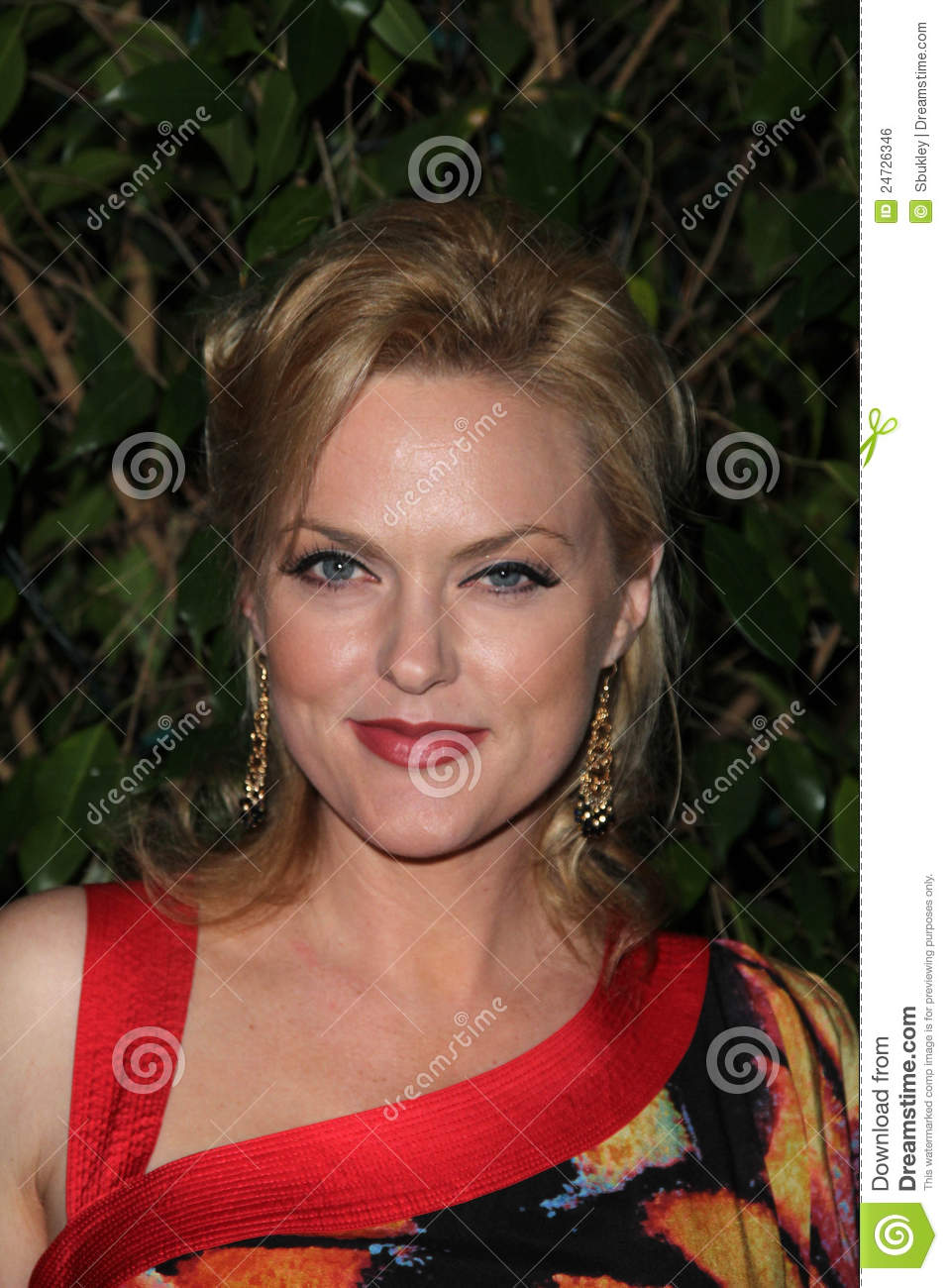 elaine-hendrix-family