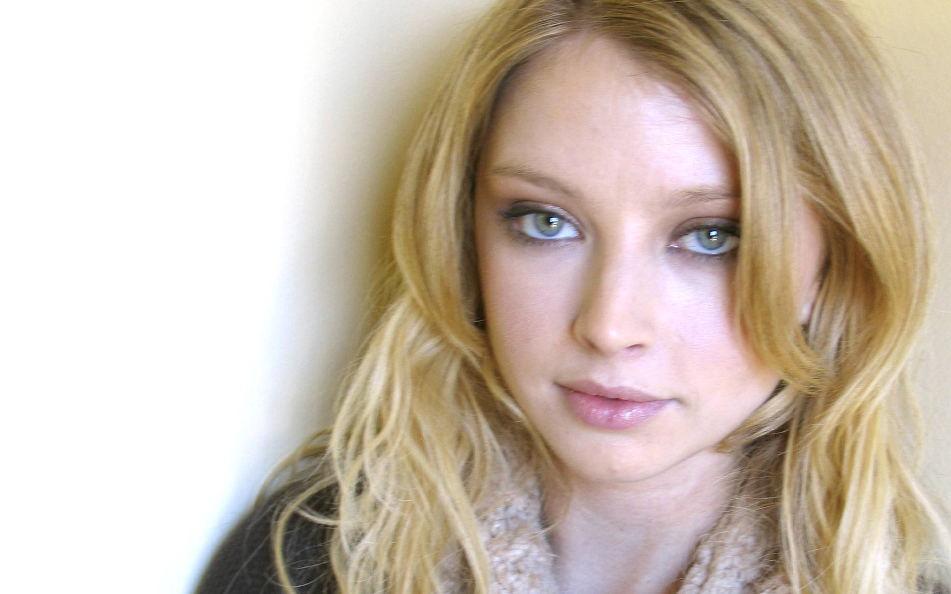 elisabeth-harnois-hd-wallpaper