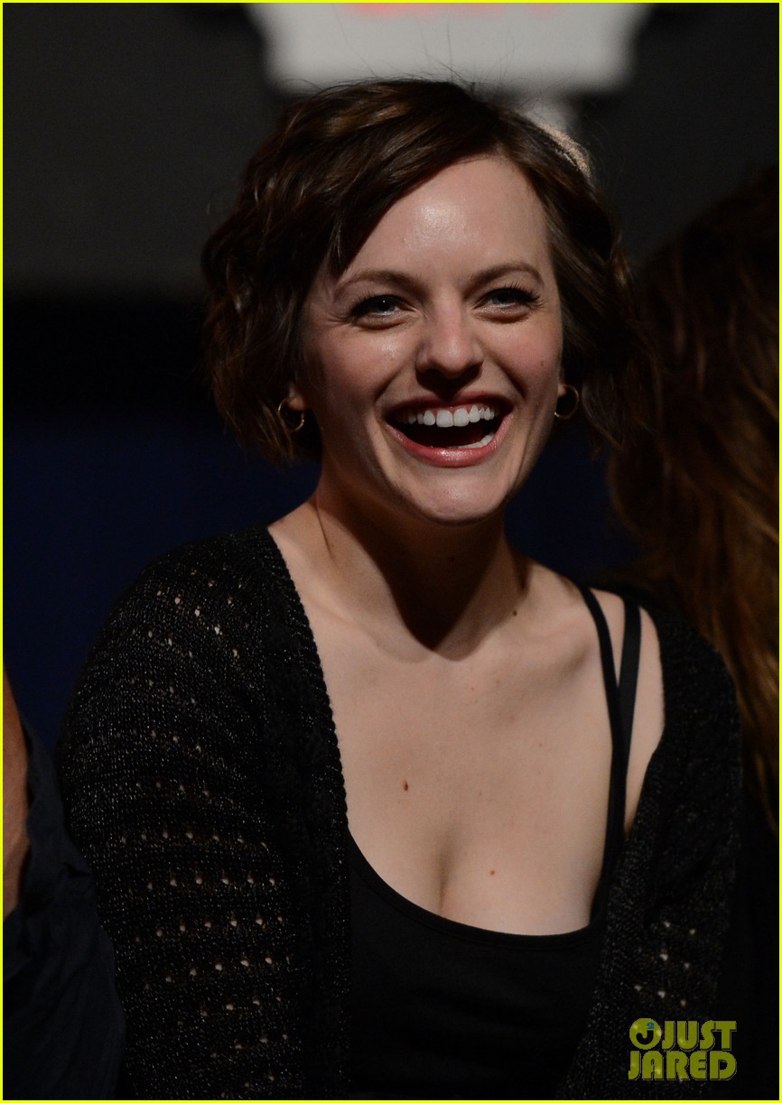 elisabeth-moss-party