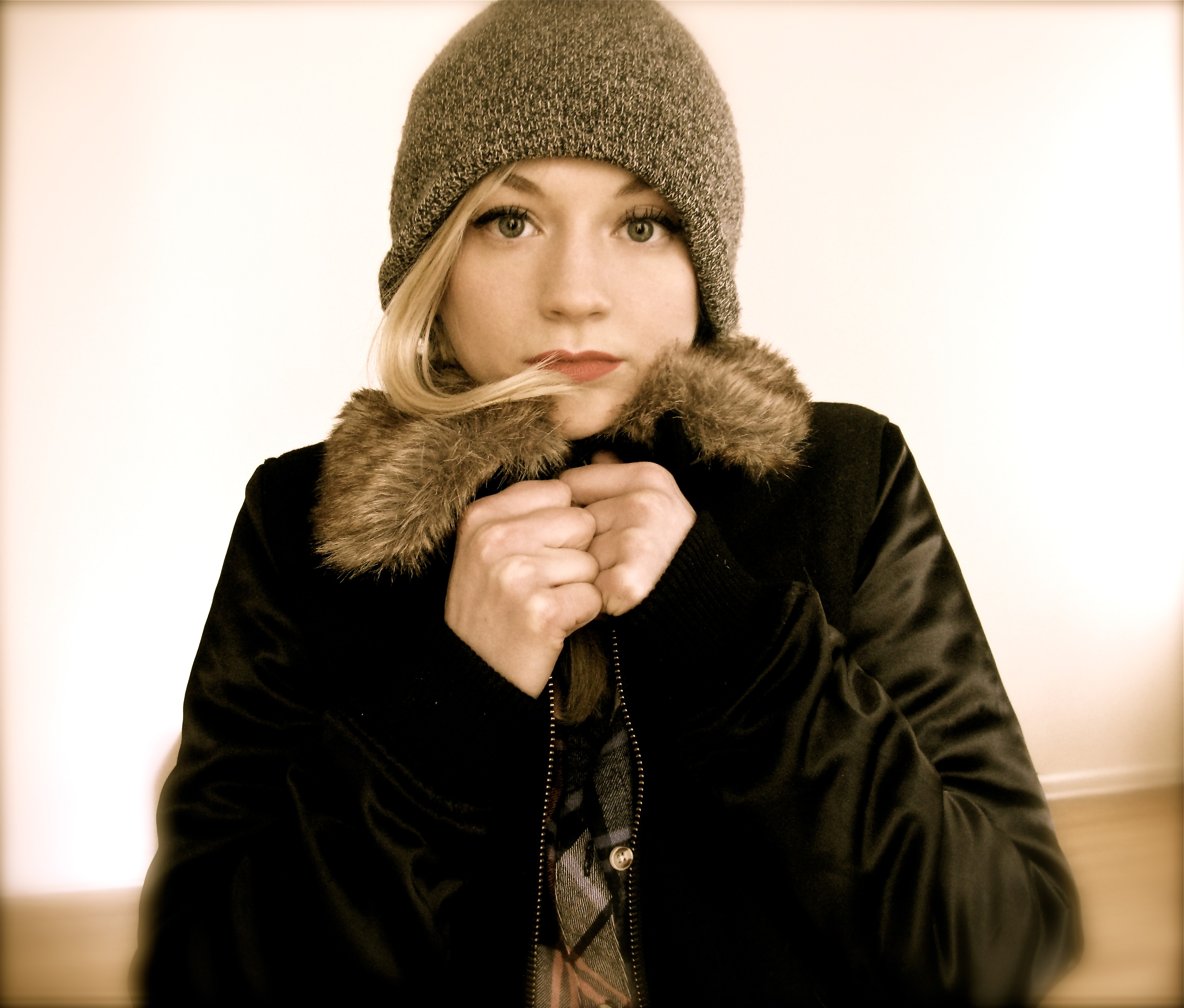 pictures-of-emily-kinney