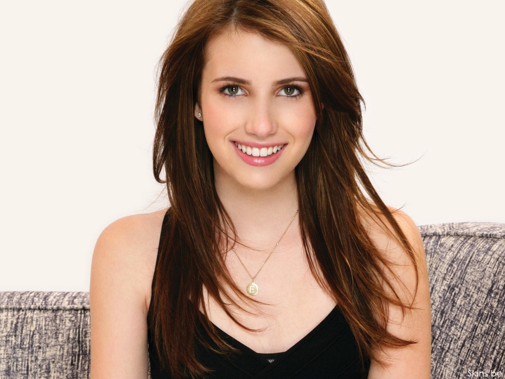 emma-roberts-wallpaper