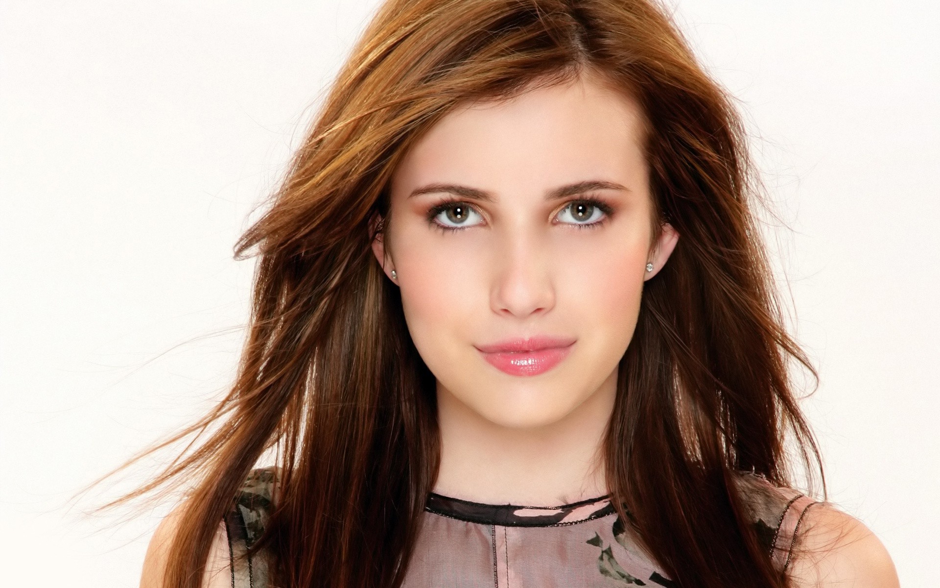 emma-roberts-wallpapers