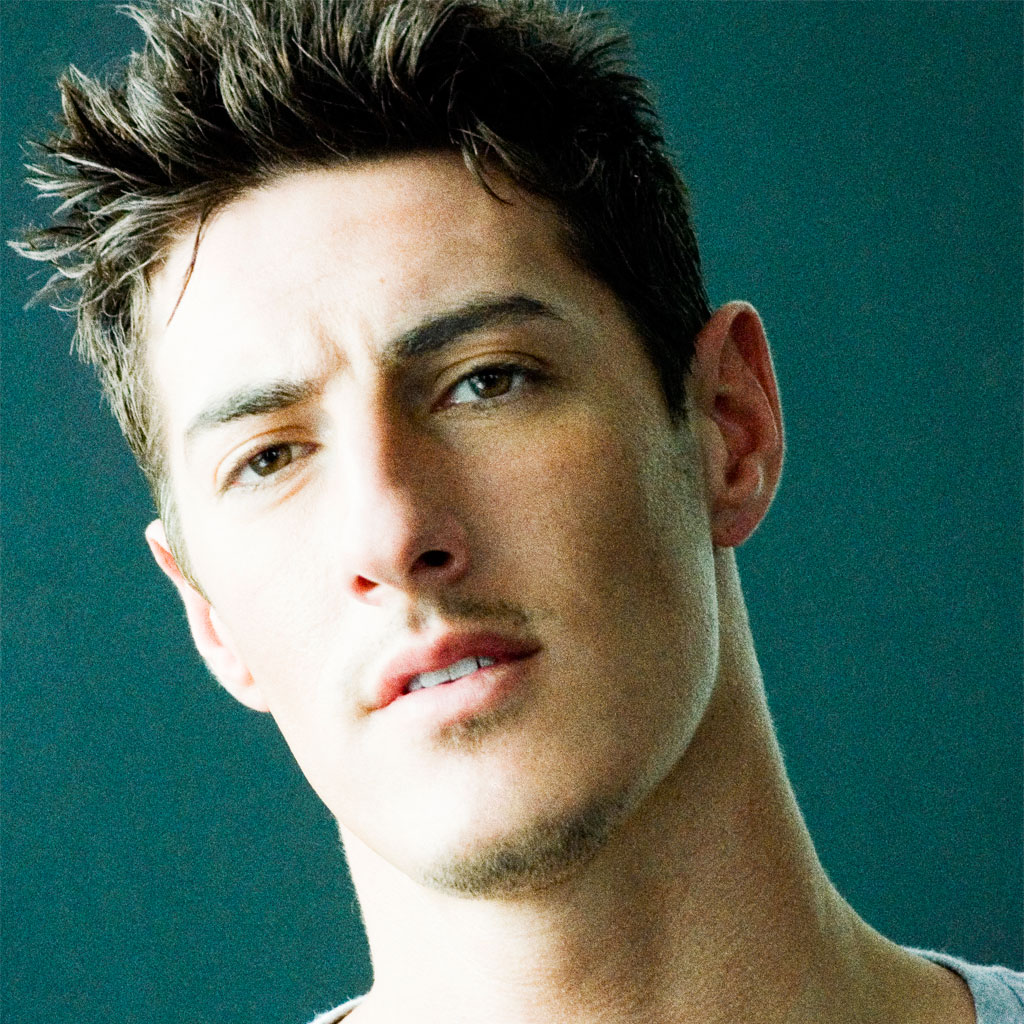 best-pictures-of-eric-balfour