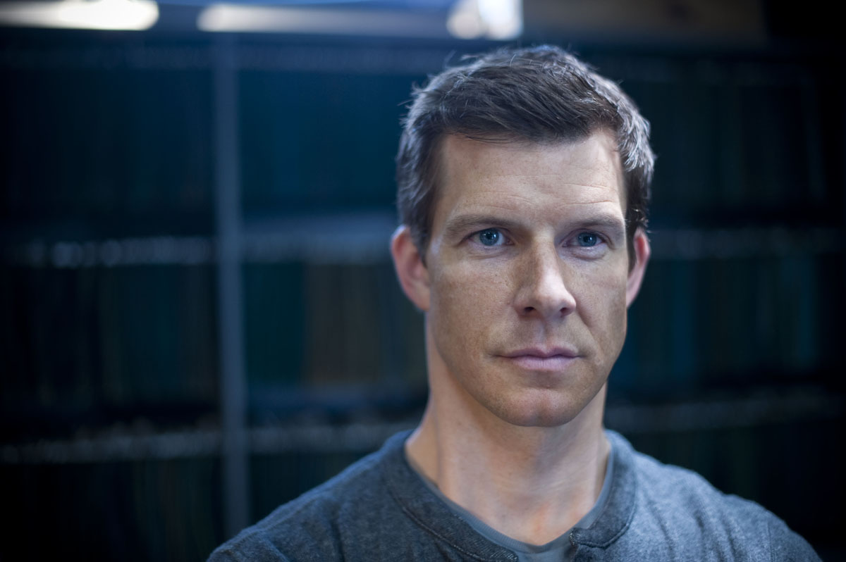 best-pictures-of-eric-mabius