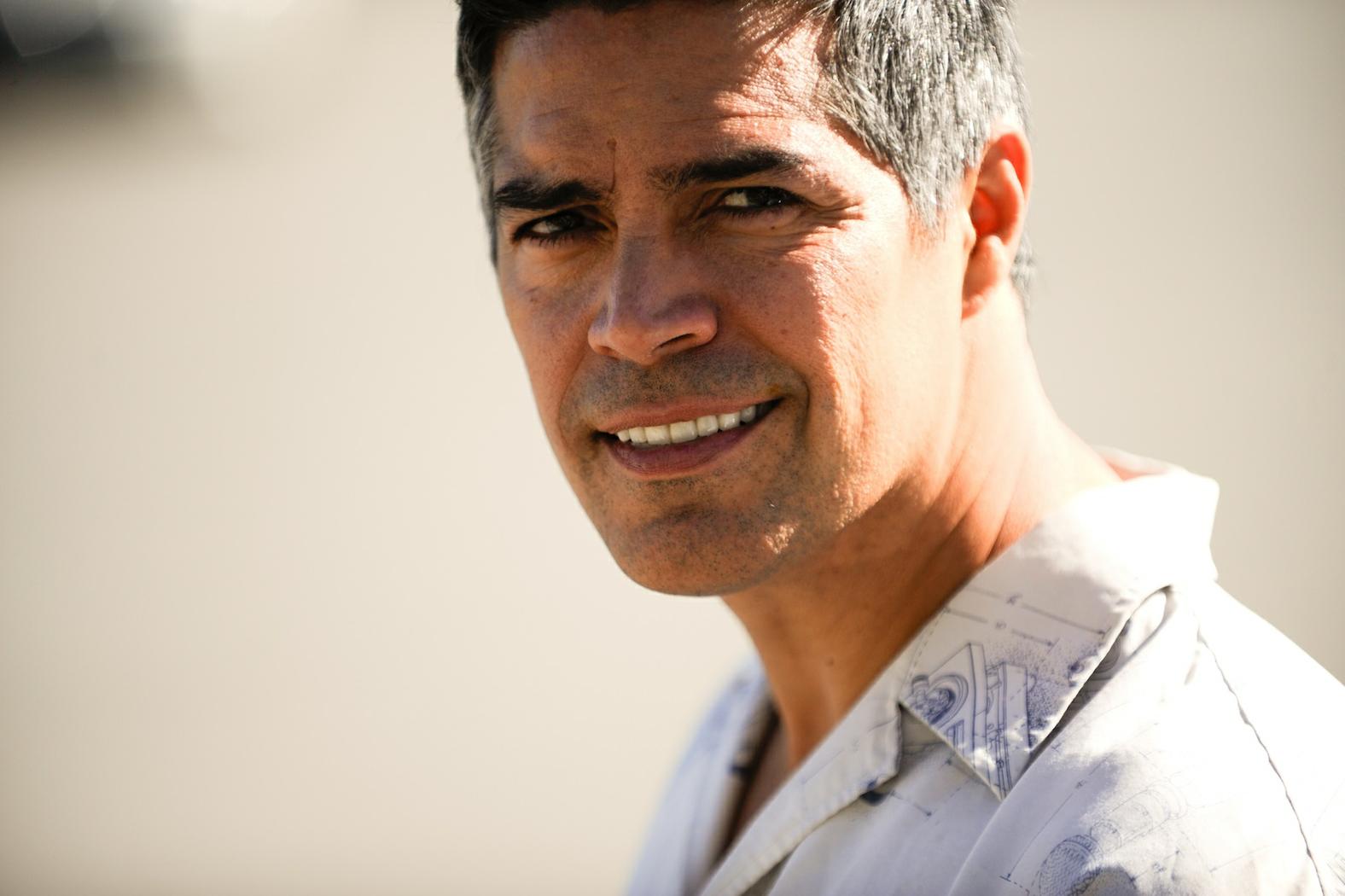best-pictures-of-esai-morales