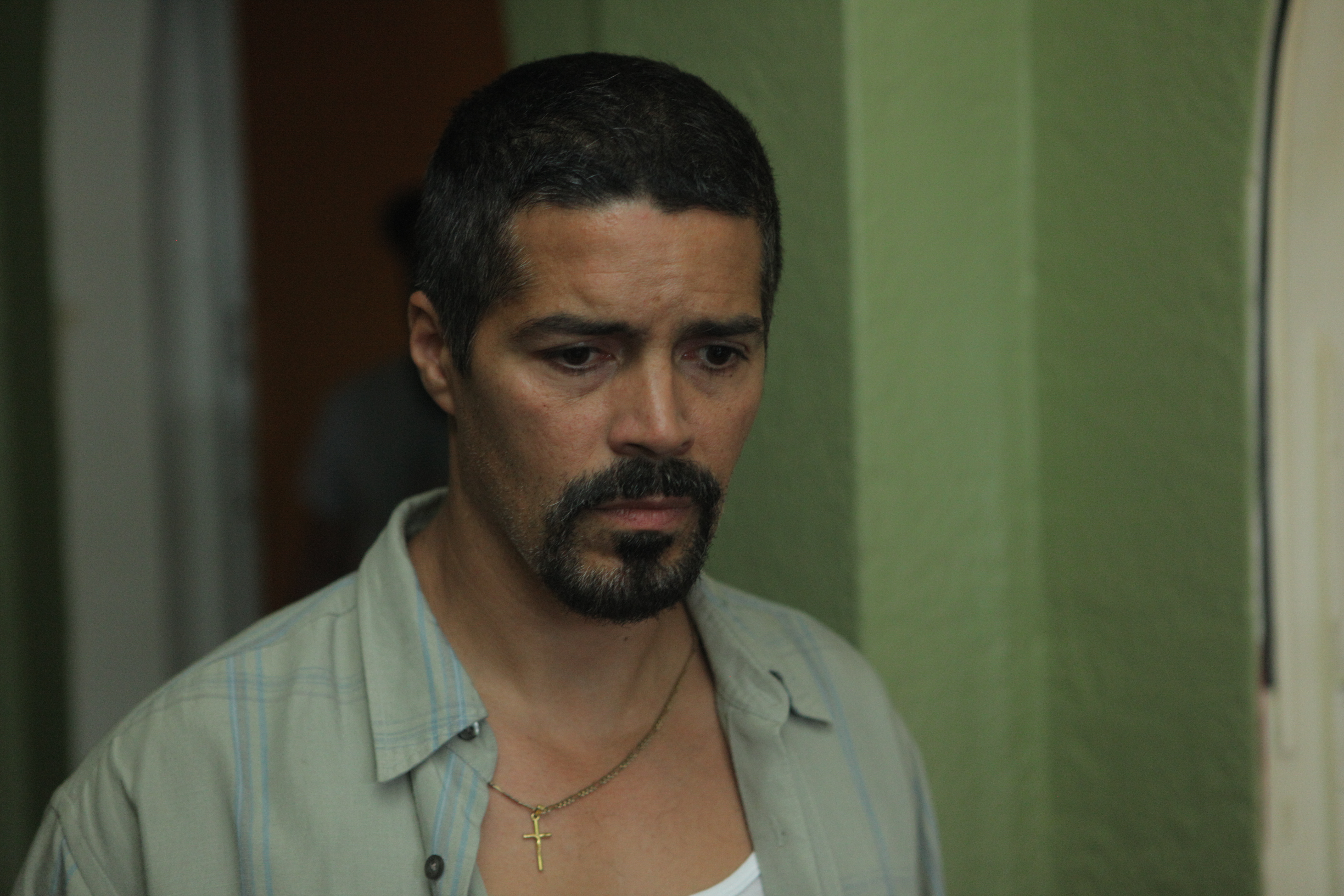 esai-morales-photos