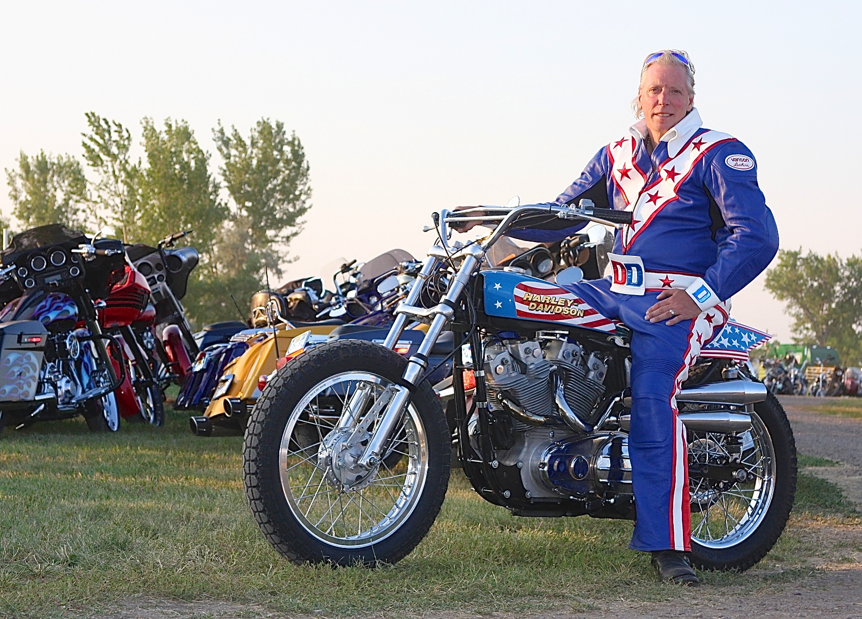 evel-knievel-2015