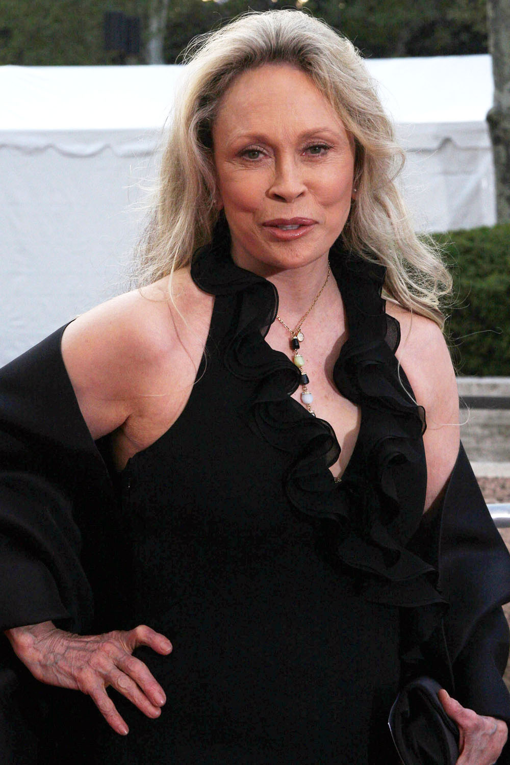 faye-dunaway-scandal