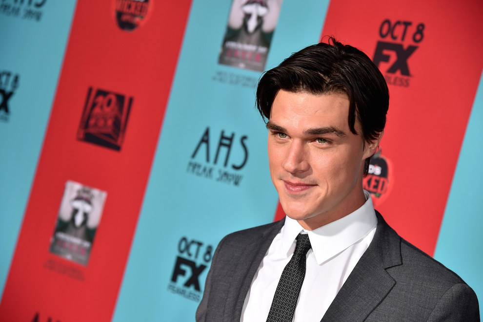 finn-wittrock-gossip