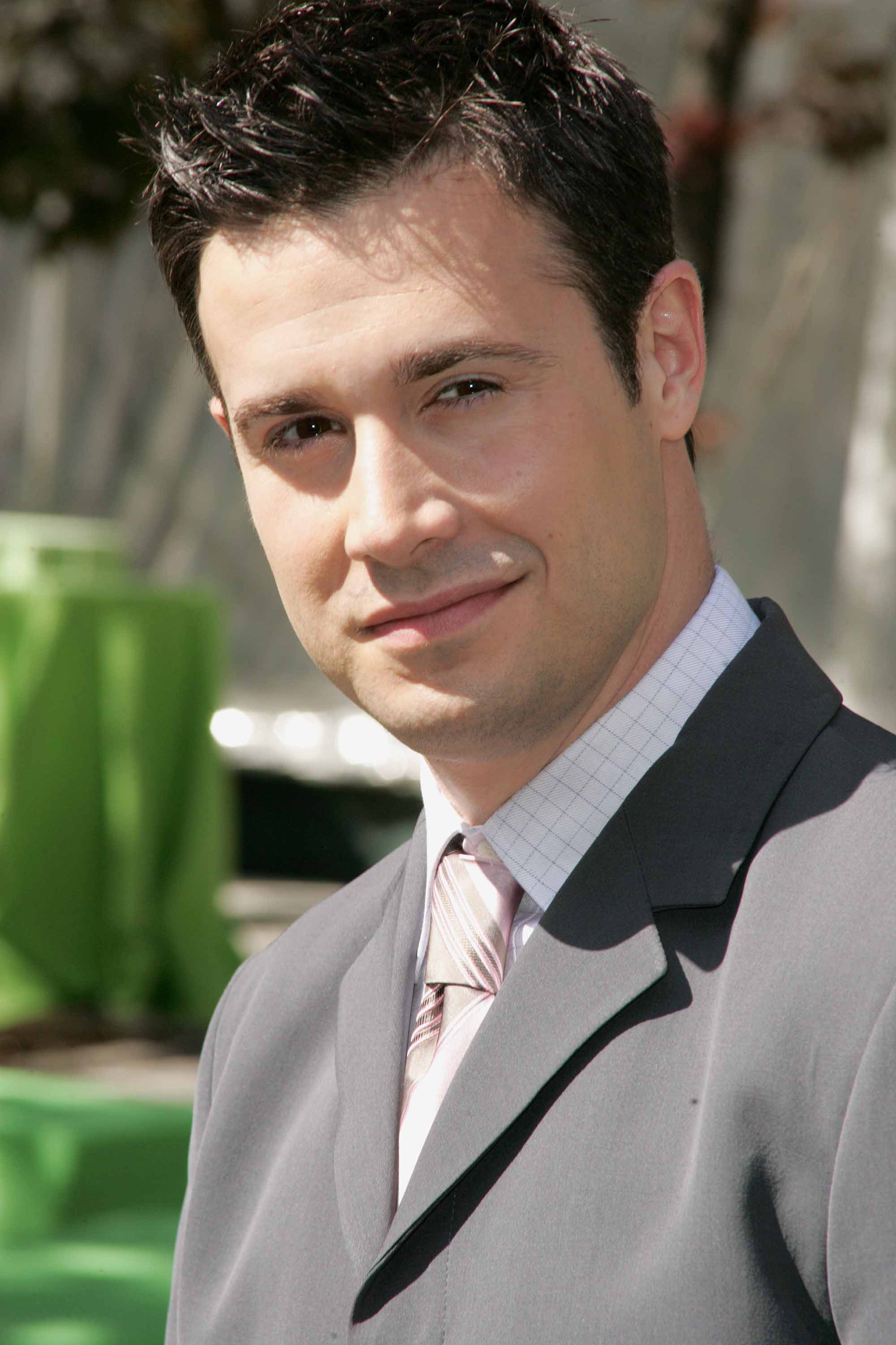 photos-of-freddie-prinze-jr