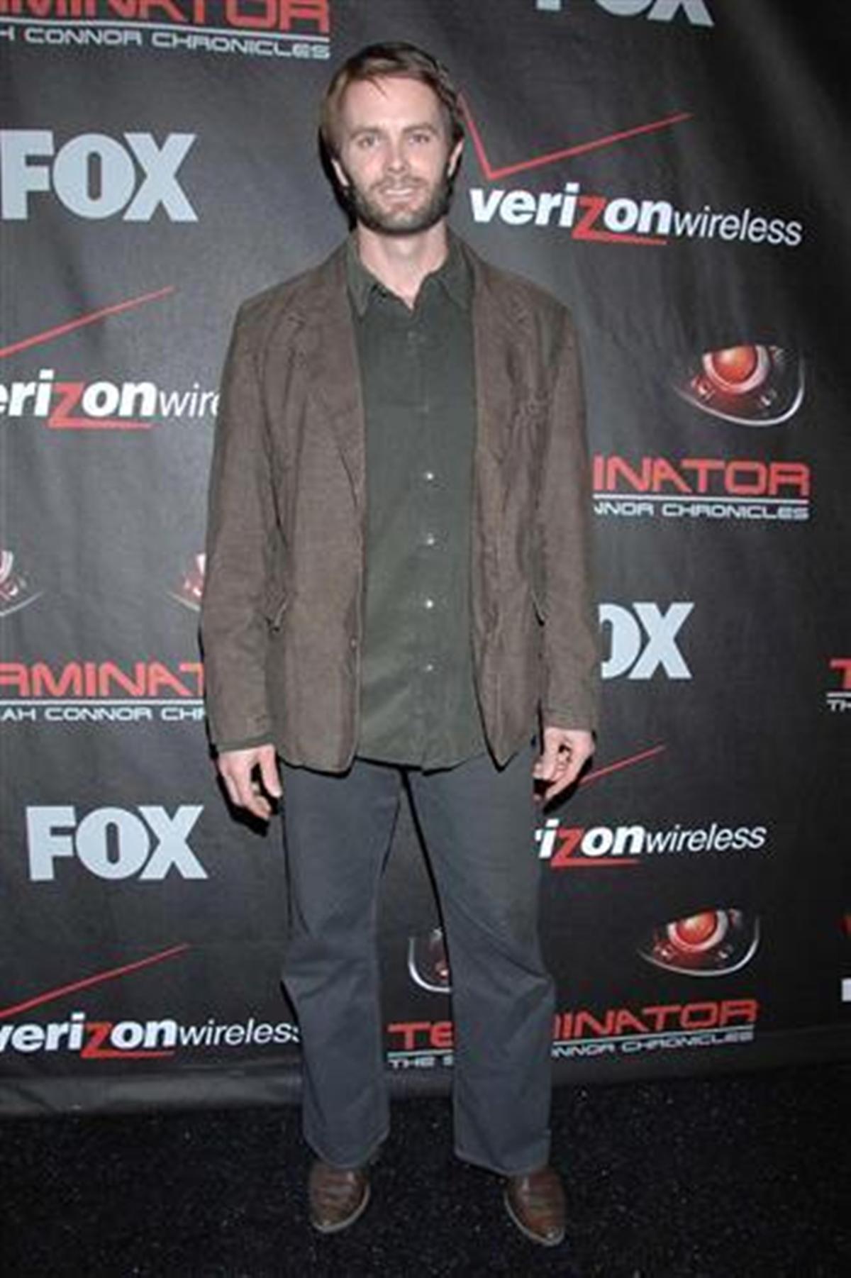 photos-of-garret-dillahunt